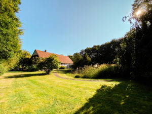 Garten mit Teich am Ramselhof