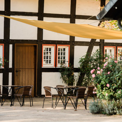 Innenhof mit Terrasse